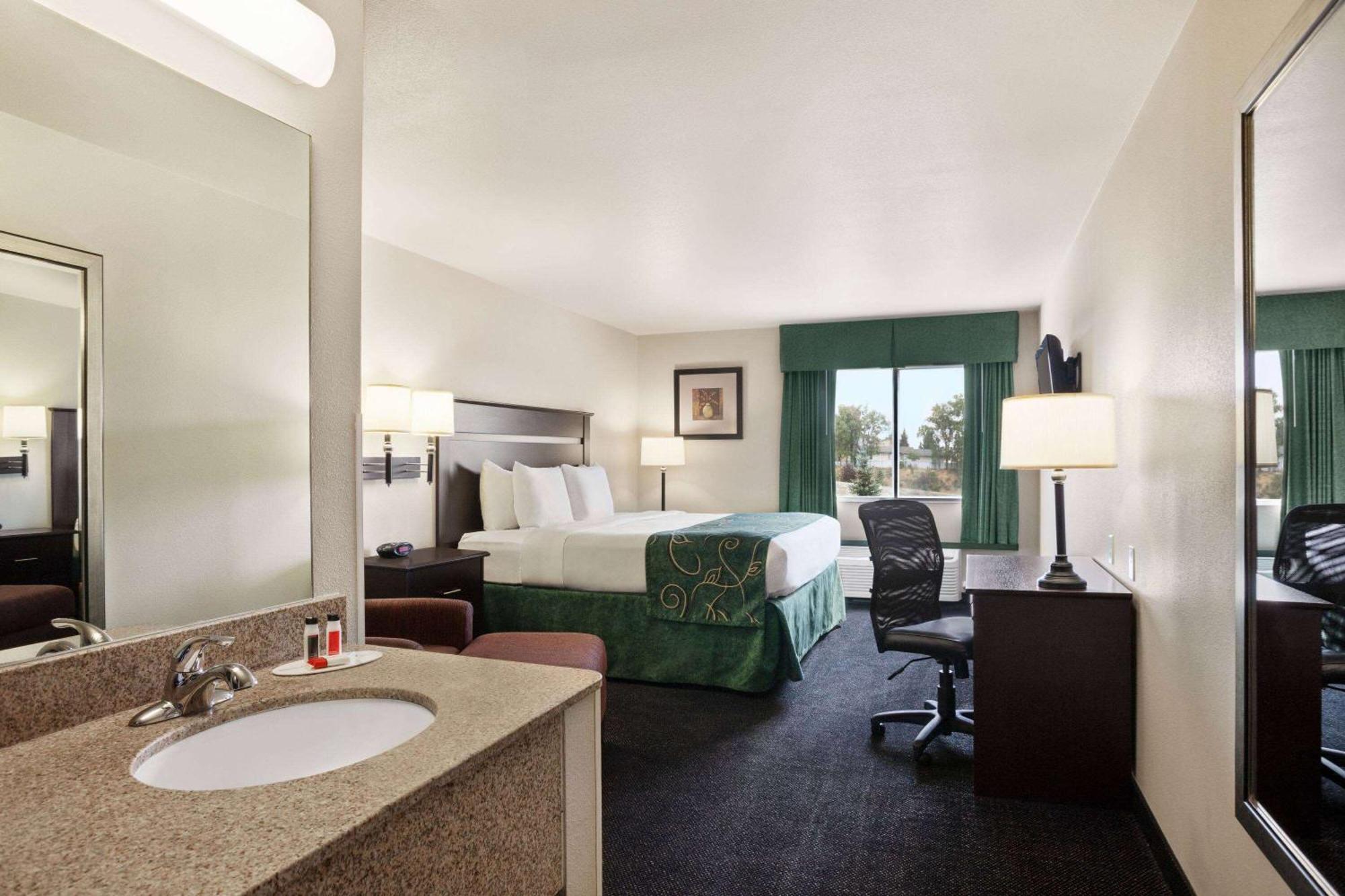Travelodge by Wyndham McAlester Eksteriør billede